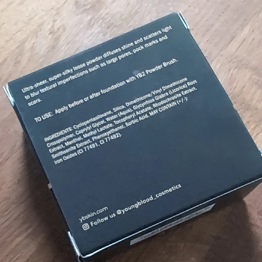 Youngblood Hi-definition Mineral Perfecting Powder in Warmth